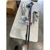 Image 1 : 3 LARGE CLAMPS AND DRYWALL SUPPLIES