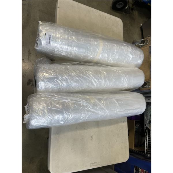 CLEAR VENTED BAGS. 100/ROLL. 30X22X72