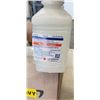Image 3 : BOX OF BAXTER STERILE ISOTONIC SOLUTION