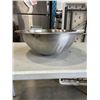 Image 2 : NEW STAINLESS STEEL SINK