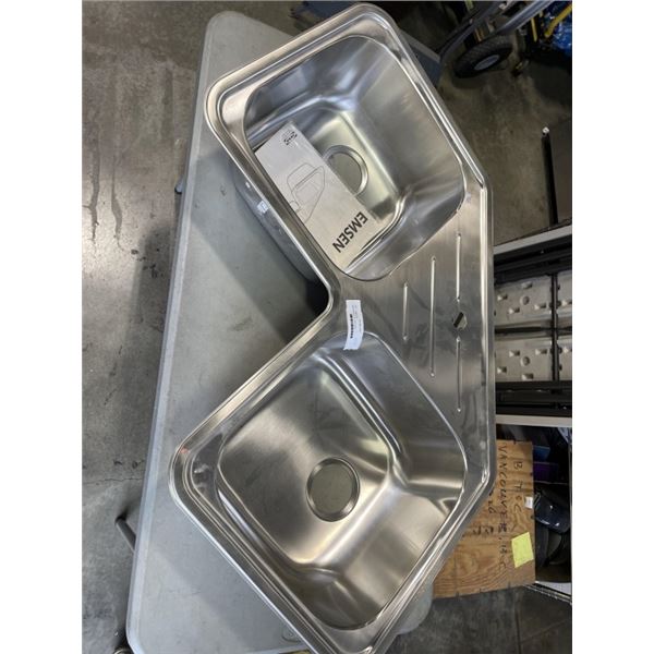 NEW STAINLESS STEEL SINK