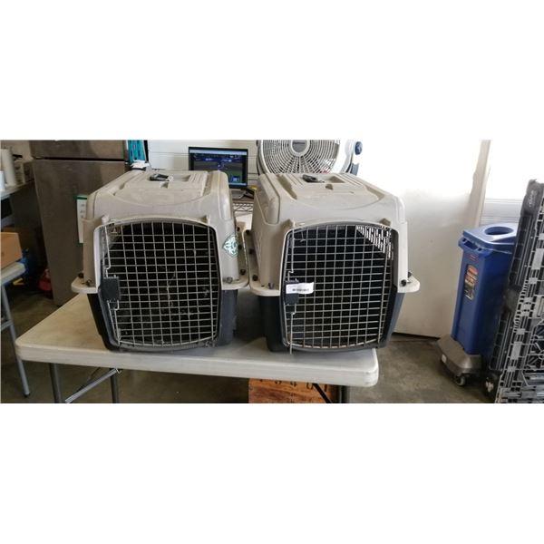 2 MEDIUM PET CRATES