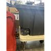 Image 5 : LARGE HUSKY ROLLING STORAGE TOTE WITH LID AND WHEELS. 4 FEET LONG