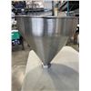 Image 3 : STAINLESS STEEL FUNNEL