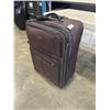 Image 2 : EDDIE BAUER SUITCASE