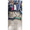Image 1 : 2 PUSH MOWERS