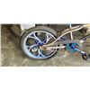 Image 2 : BURN BMX BIKE
