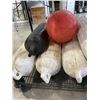 Image 4 : LARGE LOT OF BUOYS