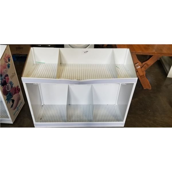 WHITE RETAIL DISPLAY SHELF