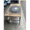 Image 2 : 3 TIER SHOP BENCH