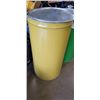 Image 2 : TWO 200 FOOD GRADE STEEL DRUMS WITH LIDS