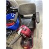 Image 5 : ELECTRIC SCOOTER W/ BATTERY CHARGER - NO BATTERY, WORKS