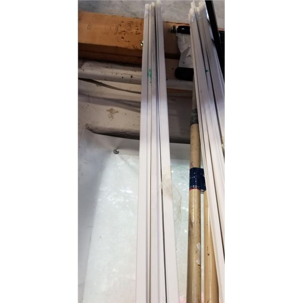 BUNDLE OF 25 SHOE MOULDING