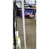 Image 2 : BUNDLE OF 10 7FT X 7 INCH BASEBOARD MOULDING, PAINTED WHITE