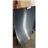 Image 1 : 8 CORRUGATED BLACK PLASTIC SHEETS 21X48 INCH, SMOOTH ONE SIDE