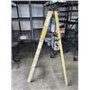 Image 1 : 6 FOOT WERNER METAL LADDER