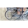 Image 2 : UNBRANDED MOUNTAIN BIKE