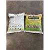 Image 1 : 2 NEW BAGS OF GREASWEEPNATURES SUPER ABSORBENT, 28.3 LITRE BAGS