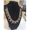 Image 2 : VINTAGE RHINESTONES AND PEARLS NECKLACE
