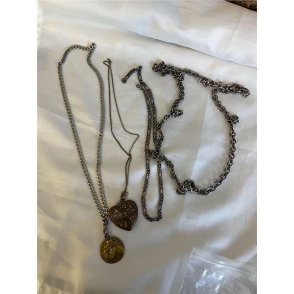 SILVER TONE CHAIN NECKLACES