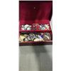 Image 2 : VINTAGE JEWELRY CASE W/ JEWELRY CONTENTS
