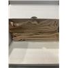 Image 3 : VINTAGE BAYCREST VIRGIN WOOL BLANKET IN BOX