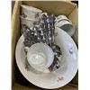 Image 3 : 6 BOXES AND CRATES OF VINTAGE MADE IN GERMANY CHINA SET