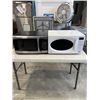 Image 1 : 2 DANBY MICROWAVES