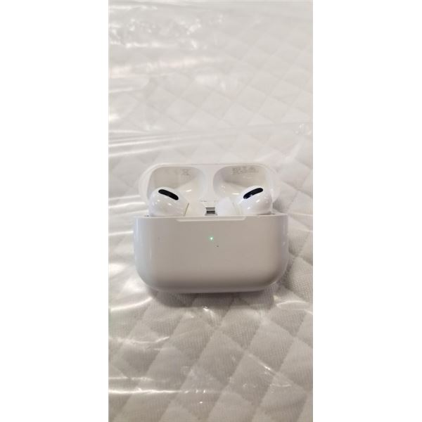 APPLE AIRPODS PRO W/ MAGSAFE USB-C CASE- TESTED WORKING, RETAIL $329