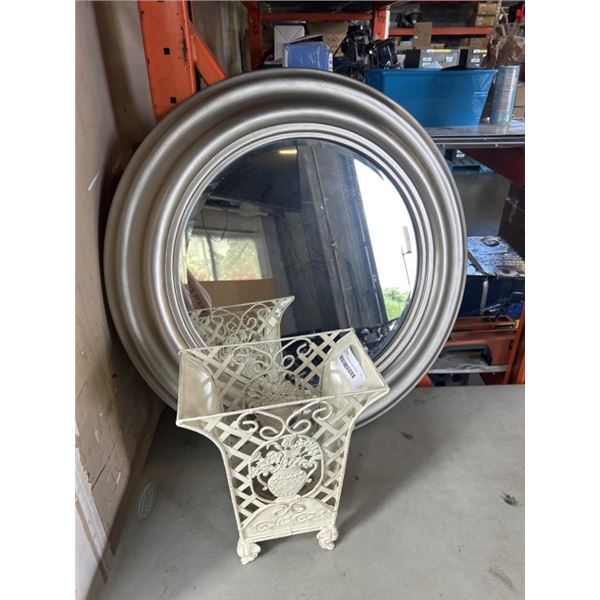 ROUND 30 INCH MIRROR AND METAL PLANTER