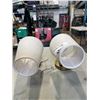 Image 3 : 2 WALL SCONCE LIGHTS
