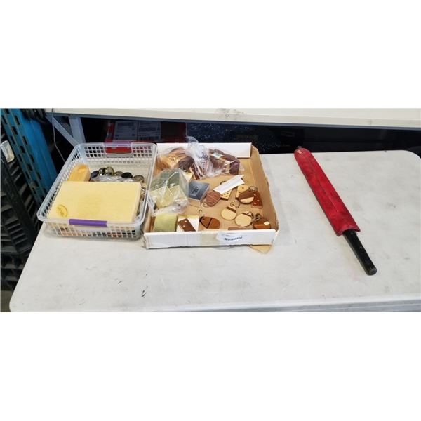 TRAY OF HANDCRAFTED KEYCHAINS, MINI CLOCKS AND MORE