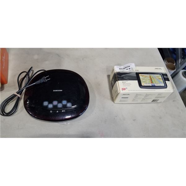 SAMSUNG DVD PLAYER WITH REMOTE AND MAGELLAN MAESTRO 4040 GPS