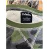 Image 4 : CABELAS / REAL TREE HUNTING PANTS AND SHIRT, SIZE 32 AND MEDIUM, AND GAME BAG ETC