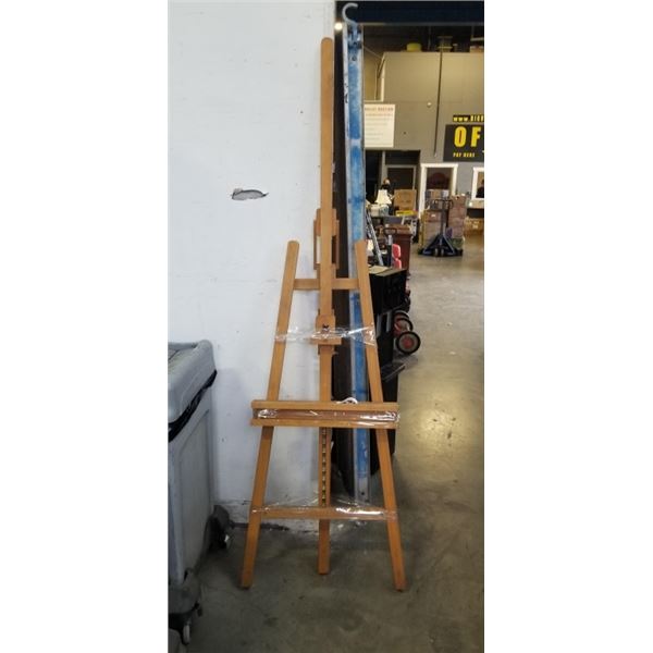 WOODEN OPUS EASEL