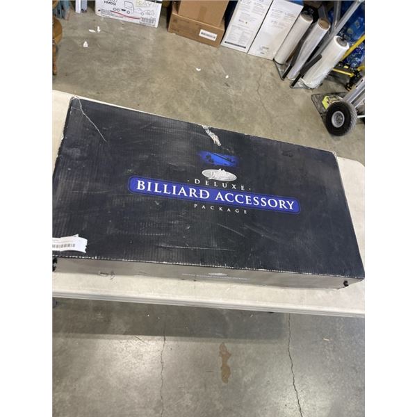 DELUXE BILLIARD ACCESSORY KIT