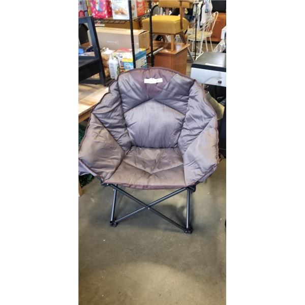 AS NEW MAC SPORTS PADDED CLUB BROWN CAMPING CHAIR