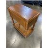 Image 3 : 2 VINTAGE SIDE TABLES