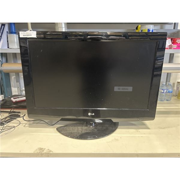 LG 32" TV. MODEL 32LG30. WORKING