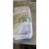 Image 1 : NEW GRANDEUR HOSPITALITY 24 WHITE WASHCLOTHES. 13" X 13"