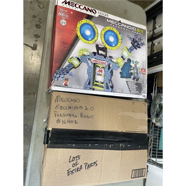 2 MECCANOID TECH G15 PERSONAL ROBOTS