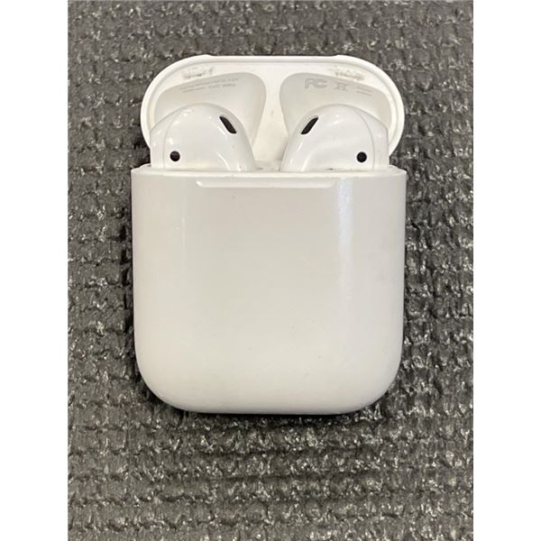 APPLE AIRPODS 2ND GEN - TESTED WORKING