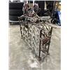 Image 2 : DECORATIVE METAL WINE RACK