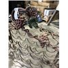 Image 4 : DECORATIVE METAL WINE RACK