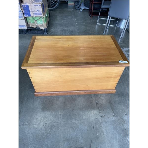 HANDCRAFTED SOLID WOOD TRUNK WITH INNER BOXES