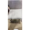Image 2 : GREY FABRIC ACCENT CHAIR STRUCTUBE