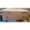 Image 1 : NEW CASE OF KLEENEX ROLL TOWELS 6 ROLLS, 600FT X 8 INCH