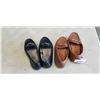 Image 1 : PAIR OF BROWN AEROSOLES  AND PAIR OF BLACK AEROSOLES. BOTH SIZE 9 US