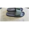 Image 3 : NEW PAIR OF BODY GLOVE UNISEX COMFORT SLIDES. SIZE 9 US