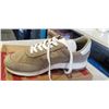 Image 2 : NEW FITFLOP MENS SUEDE SNEAKERS. SIZE 9 US